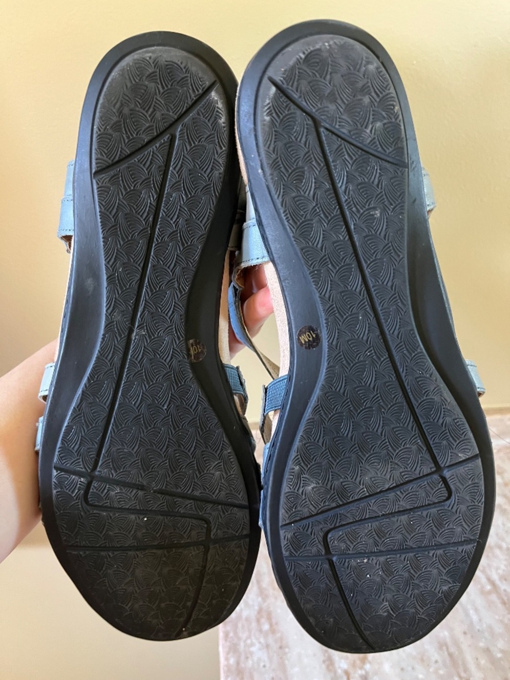 Earth Origins Belle Brielle size 10 - Picture 5 of 6